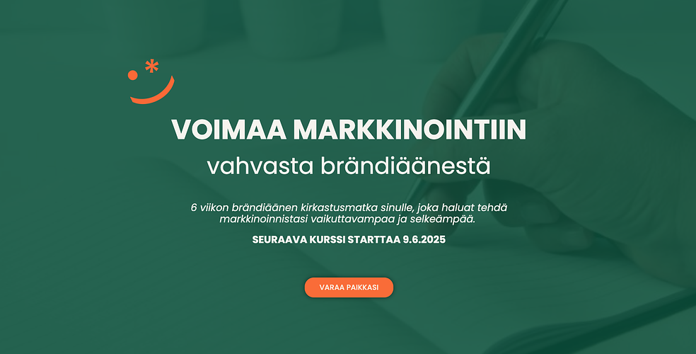Voimaa markkinointiin -brändiäänen kirkastusmatka | KESÄ 2025 by Sanarikastamo | Kirjoituskurssit pienyrittäjille.